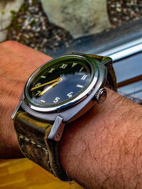 panerai watches lugs